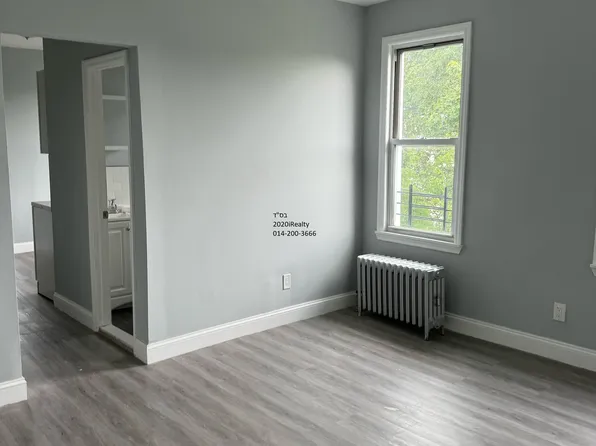 31 Spruce St, Yonkers, NY