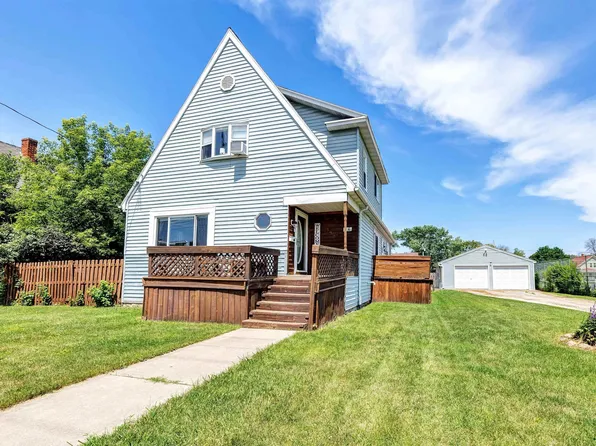 320 E Franklin Ave, Neenah, WI 54956