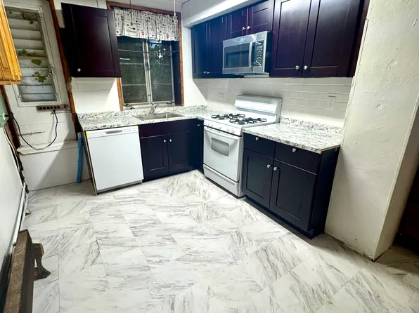 91 Bleecker Street image 6 of 12