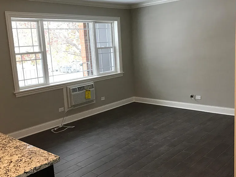 4602 Lawndale Ave #8 — Photo 5