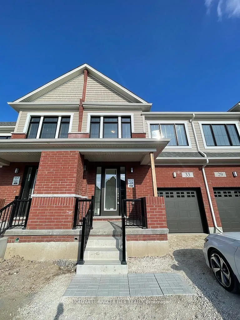 3 bed, $2,600 — Photo 2