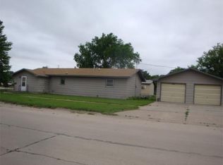 311 S Madison St, Lexington, NE 68850