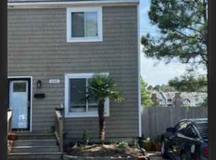 600 Lake Point Cir, Virginia Beach, VA 23451