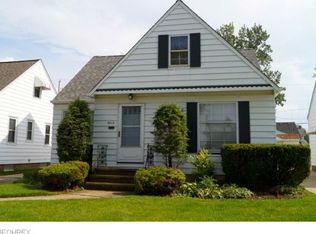 8213 Kenton Ave, Parma, OH