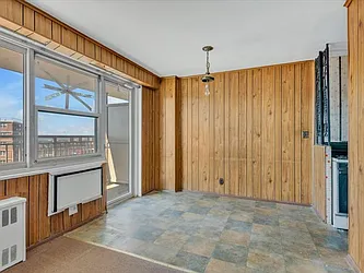 Sold by Thomas Lipovetsky, LREB