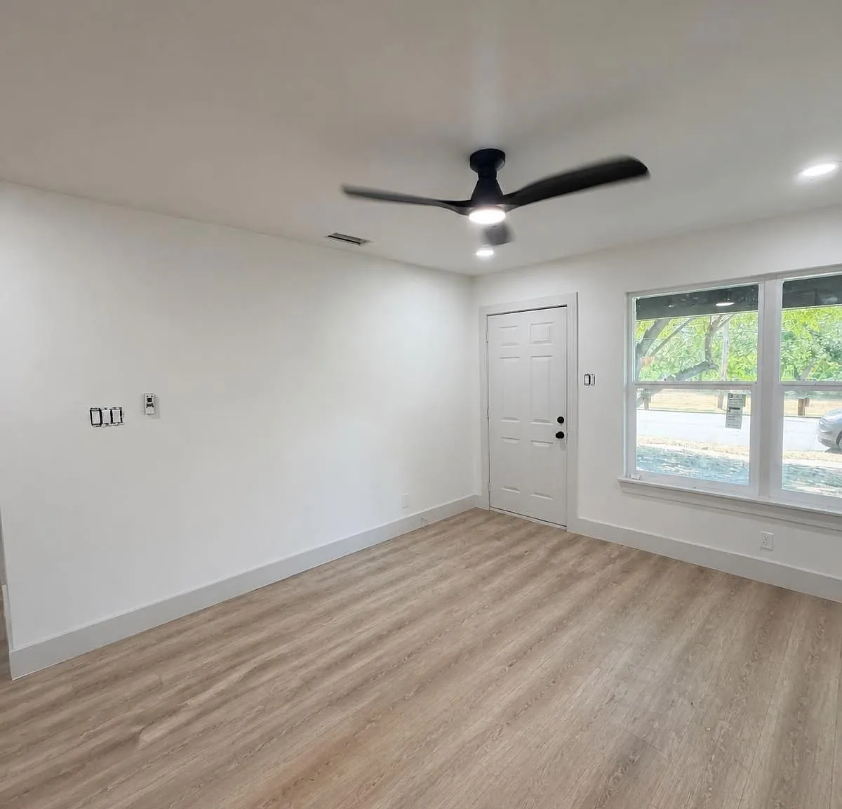 4 bed, 1529 sqft, $2,250 — Photo 2