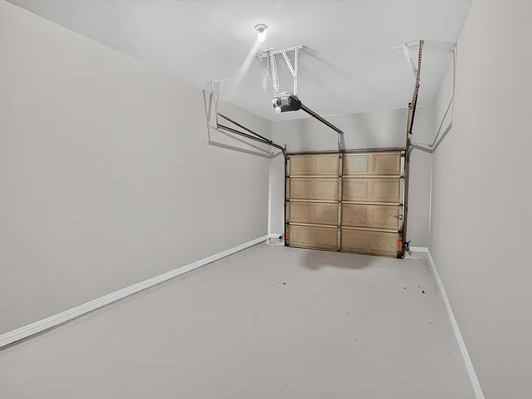 3323 Dennis St #A — Photo 13