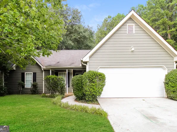 4991 Cliff Top Dr, Loganville, GA 30052