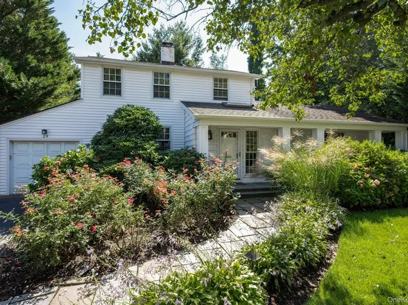 29 Argyle, Albertson, NY 11507