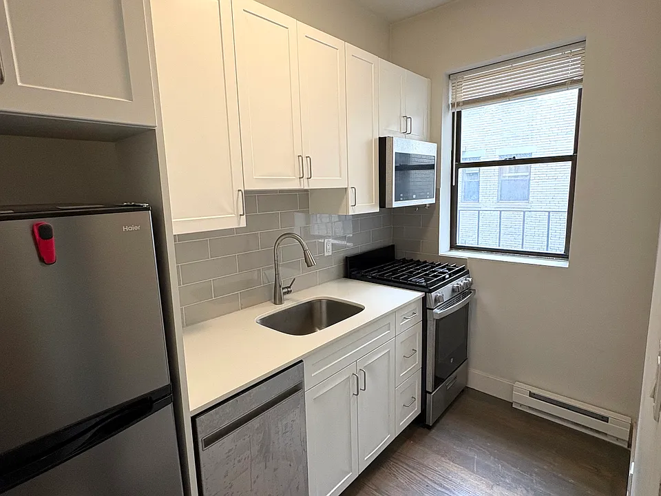 75 Park Dr #8