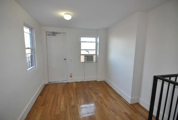 Rented by Carnegie Management Inc | media 25