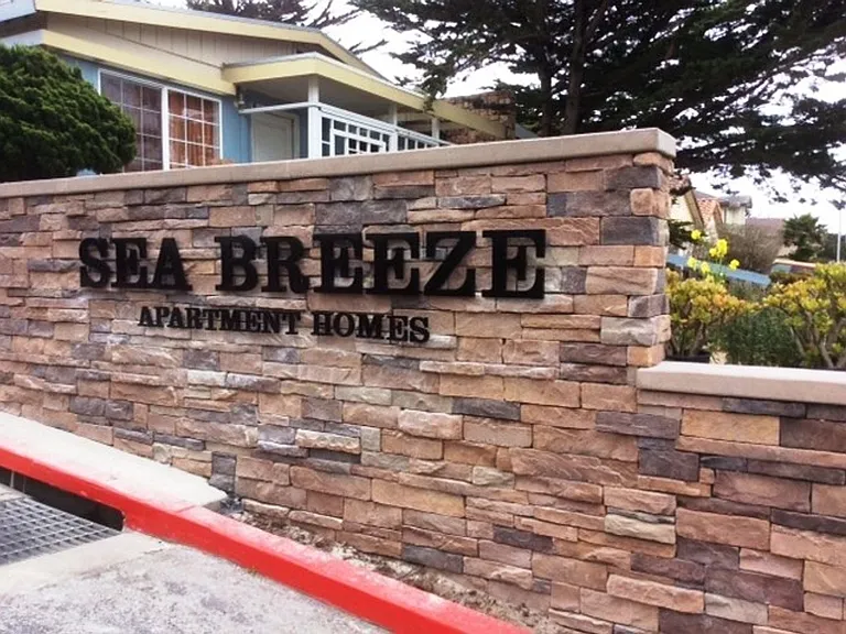 Sea Breeze Apartments for rent in Marina, CA — Photo 23