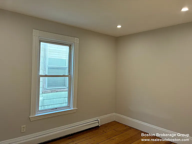 22 Howell St #3 — Photo 5