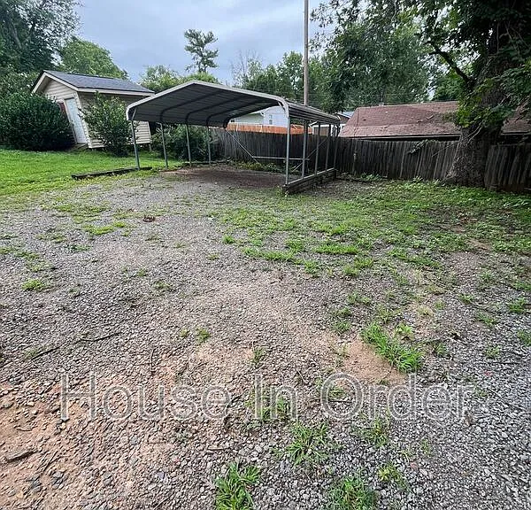 12 Looking Glass Ln — Photo 14