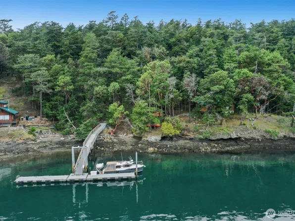 5 Smugglers Rowe, Henry Island, WA 98250