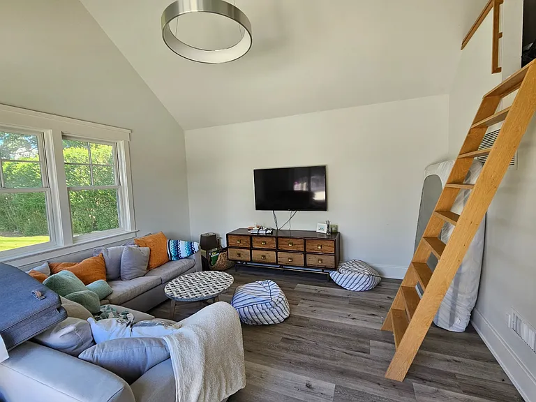 11 Flagg Ave — Photo 16