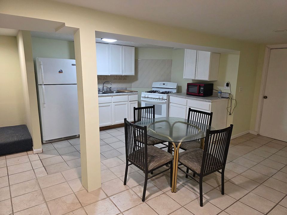 2nd image of 4100 N Kenneth Ave #G