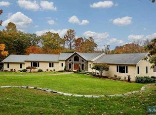 720 Berdan Ave, Wayne, NJ 07470