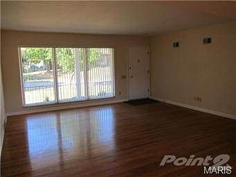 4th image of 9318 Cordoba Ln