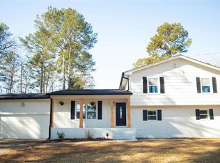 6831 Walker Rd, Riverdale, GA 30296