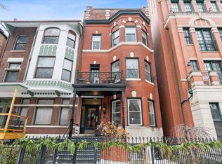 842 W Fullerton Ave #1, Chicago, IL 60614