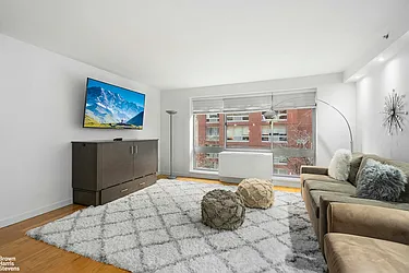 Rented by Brown Harris Stevens