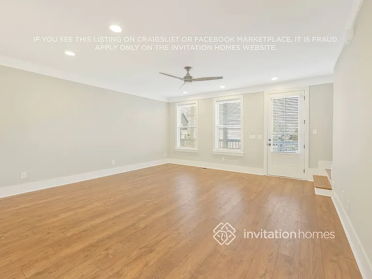 647 Vernon Ave #406 — Photo 11
