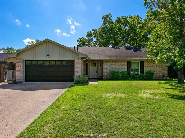 1106 Haley Pl, College Station, TX 77845
