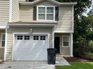 1037 Masons Place Cir #B, Leland, NC 28451