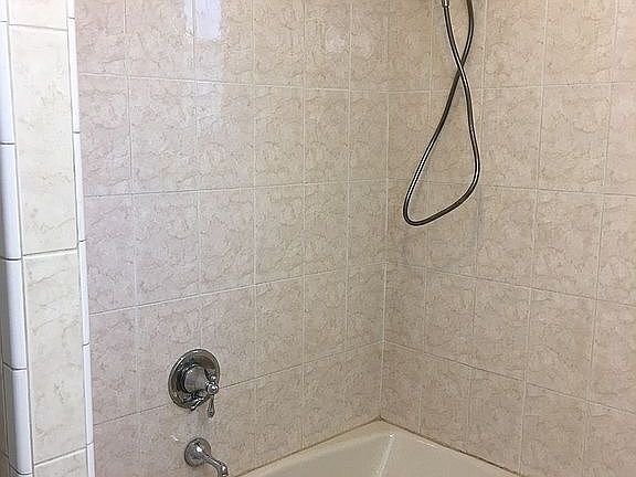 3rd image of 328 S 9th Ave APT 1