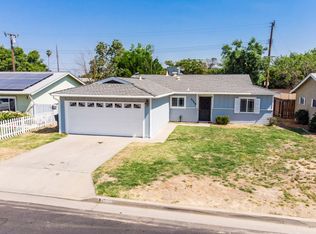 1742 W Freestone Dr, Hanford, CA 93230
