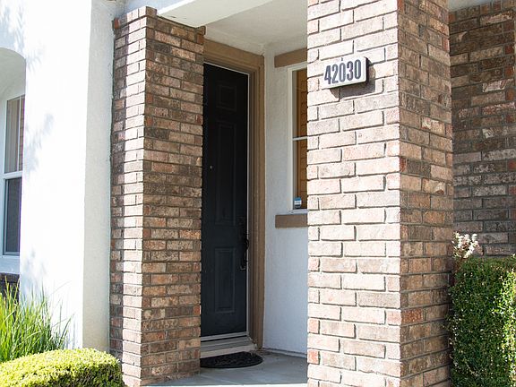3rd image of 42030 Veneto Dr