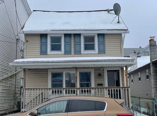 122 N Oak St, Summit Hill, PA 18250