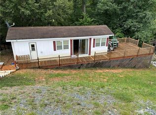 155 Badin Lake Cir, New London, NC 28127