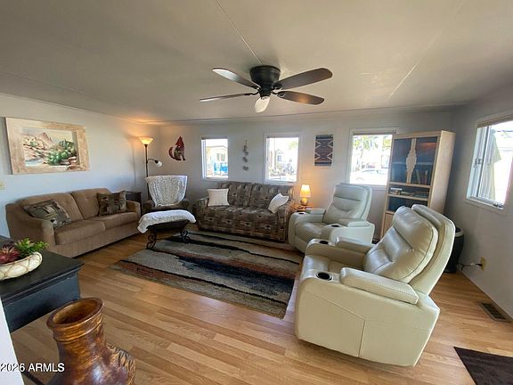 5th image of 2302 S SEMINOLE Drive #302