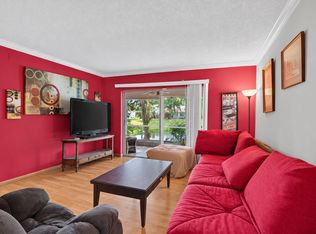 2700 CASITA Way W #102, Delray Beach, FL 33445
