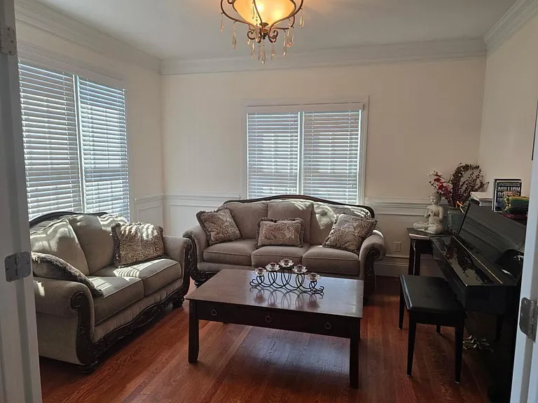 2017 Grey Oaks Park Ln — Photo 4