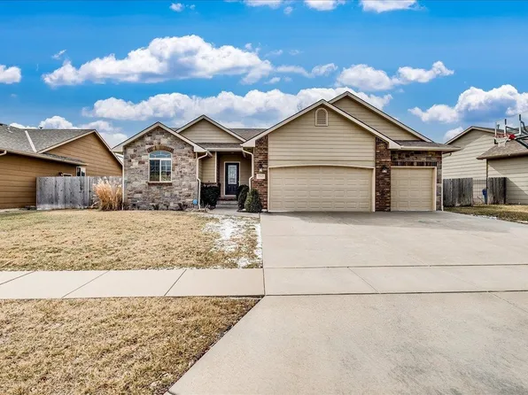 2713 E Mason Ridge Dr, Derby, KS 67037