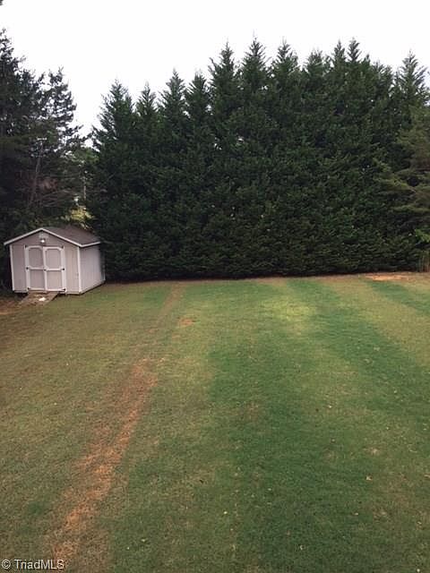 2nd image of 181 Tanglebrook Trl