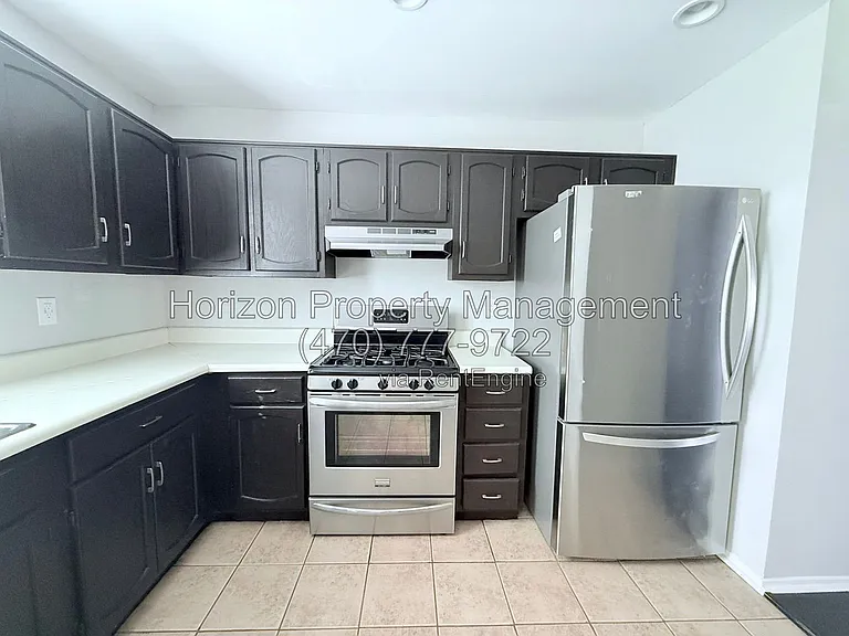 3924 Hancock Cir — Photo 9
