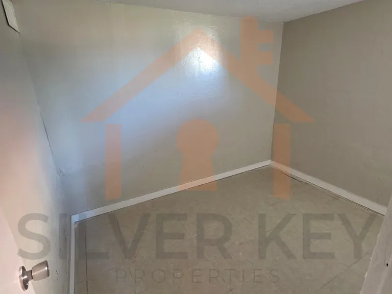 5306 NW Elm Ave — Photo 15
