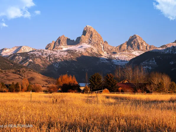 412 Butler Ln, Driggs, ID 83422