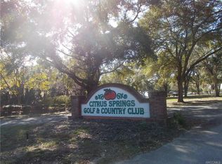 1425 W America Pl, Citrus Springs, FL 34434