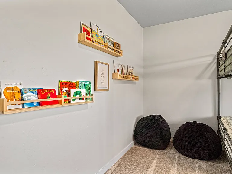 Reading Area