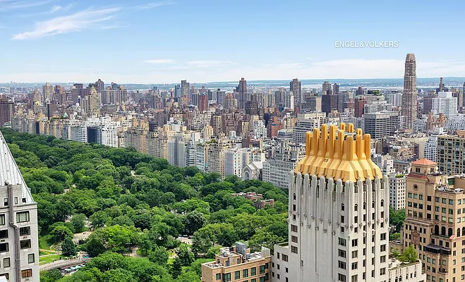 Sold by Engel & Völkers New York City | media 2