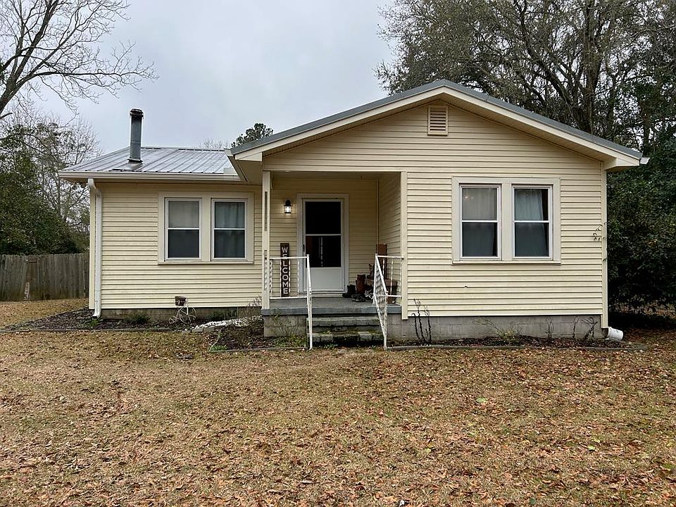 1st image of 148 Swan Lake Dr