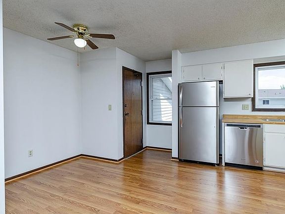 4th image of 1811 Greenfield Ln SW APT 12