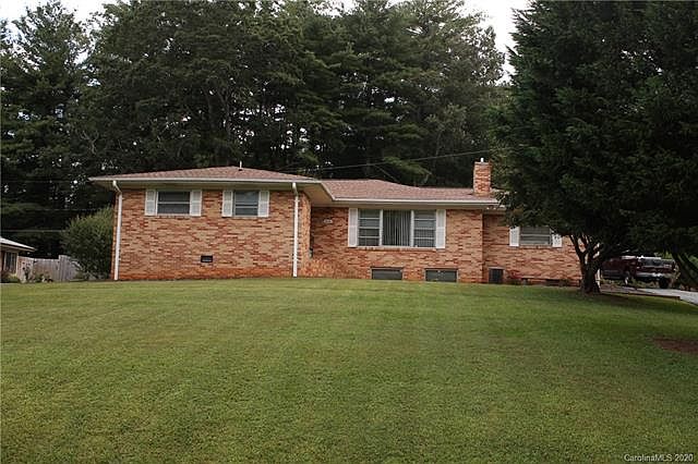 1st image of 1006 Park Place Trl