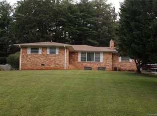 1006 Park Place Trl, Hendersonville, NC 28792