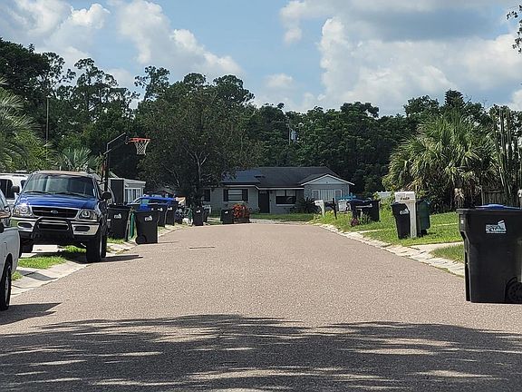 5th image of 2320 Fleet Cir